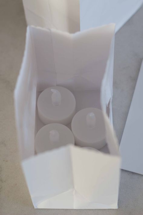 Easy DIY Paper Bag Luminaries - Handmade Farmhouse Luminary Bags Diy, Luminaries Paper Bag, Paper Bag Luminaries, Tea Lights Diy, Paper Bag Lanterns, Luminary Diy, Lanterns Diy, Diy Christmas Paper, Luminaries Bags