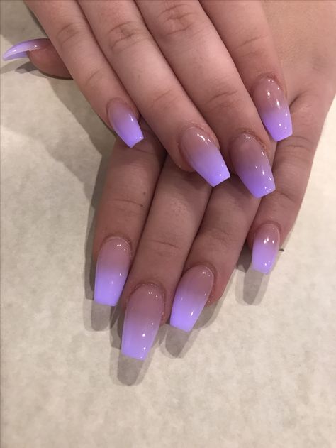 Light Purple Nails, Purple Ombre Nails, Unghie Sfumate, Purple Acrylic Nails, Lilac Nails, Purple Nail Designs, Lavender Nails, Ombre Acrylic Nails, Ombre Nail Designs