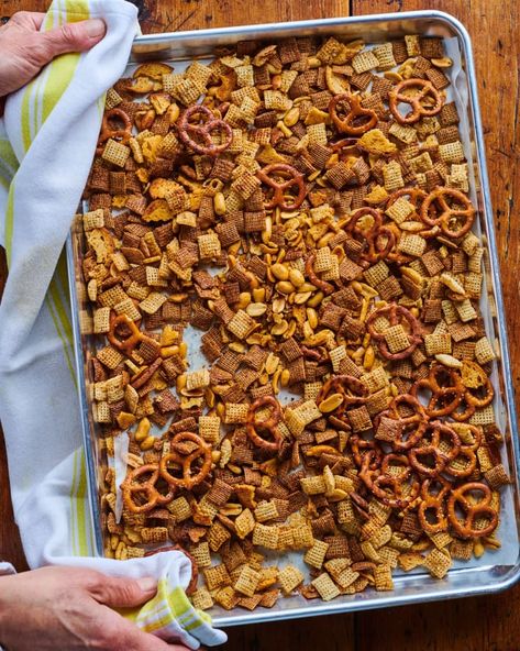 Chex Party Mix Recipe, Homemade Chex Mix Recipe, Chex Mix Original, Original Chex, Party Mix Recipe, Homemade Chex Mix, Chex Mix Recipe, Chex Party Mix, Chex Mix Recipes