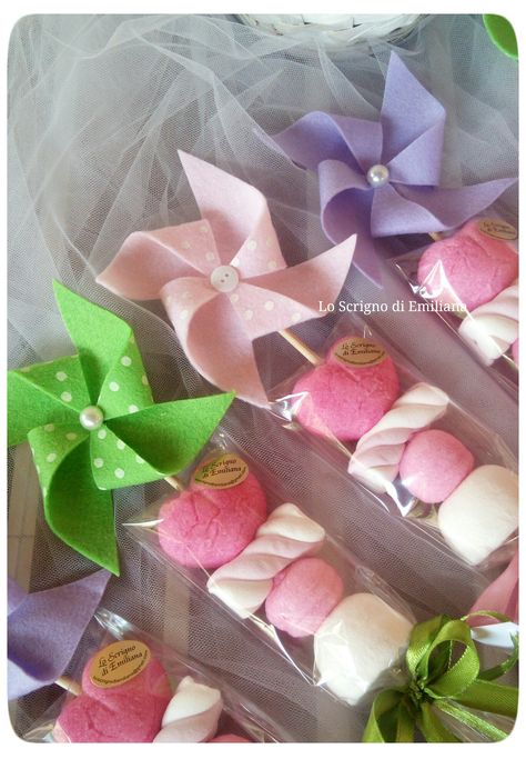 Decorated Marshmallows, Baptism Themes, Idee Babyshower, Creative Baby Shower, Soap Craft, Candy Sticks, Baby Shawer, Candy Table, Paper Cake