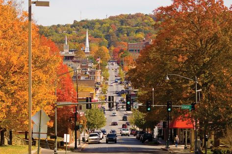 Fayetteville Arkansas, Trail Of Tears, Drive In Theater, Eureka Springs, University Of Arkansas, Scenic Byway, Family Trip, Vibrant Art, Small Towns