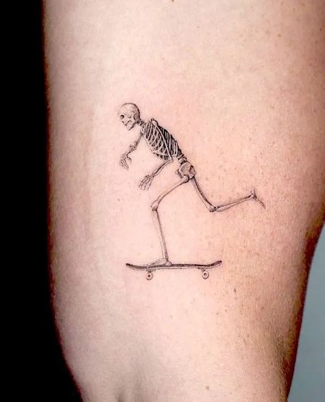 Badass Tattoos For Women, Skateboard Tattoo, Evil Eye Tattoo, Tattoo Magazine, Clever Tattoos, Skeleton Tattoos, Fantasy Tattoos, Cool Small Tattoos, Knee Tattoo