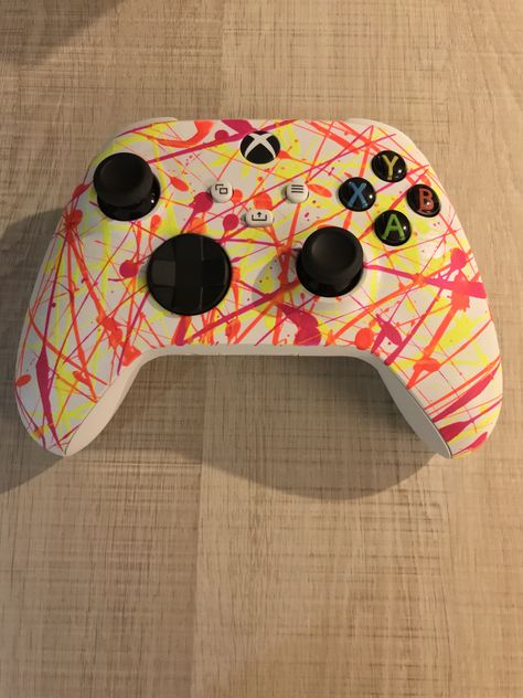 Painted Ps5 Controller, Xbox Controller Tattoo, Controller Tattoo, Control Xbox, Christmas Wallpaper Ipad, Chic Outfits Edgy, Custom Xbox, Custom Consoles, Ps5 Controller