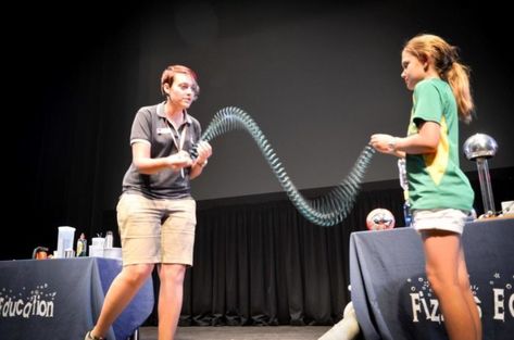 Slinky shake science experiment by Holly SciFest Africa Grahamstown March 2015 Sound Experiments, Experiment Science, 4th Grade Science, Science Experiment, Science Experiments, For Everyone, Sound, Science, Education