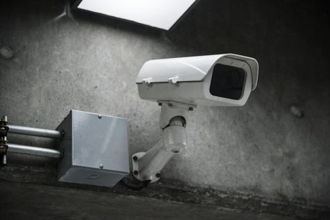 Closeup of cctv camera on the wall Free ... | Free Photo #Freepik #freephoto #technology #camera #wall #security Cctv Camera Installation, Security Camera Installation, Cctv Surveillance, Cctv Security Cameras, Wireless Security Cameras, Wireless Camera, Smart Home Automation, Security Surveillance, Surveillance System