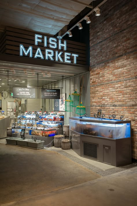 Fish Market Design, Market Design Ideas, Korean Grocery Store, Millwork Design, Wet Market, Seafood Shop, Korean Grocery, Grocery Store Design, Deli Style