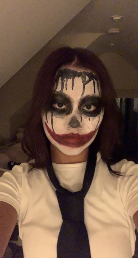 Carti Makeup Halloween, Carti Makeup, Scary Face Paint, Cute Clown Makeup, Halloween Makeup Clown, Scary Clown Makeup, Halloween Duos, Classy Halloween Costumes, Cute Halloween Makeup