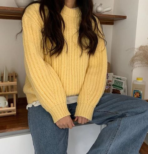 Yellow Sweater Outfit, Black Fluffy Jacket, Shoe Aesthetic, Yellow Aesthetic Pastel, Outfit Korean Style, Yellow Clothes, Yellow Fits, Outfit Korean, Yellow Outfit