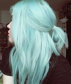 Aqua Hair Color, Pastel Green Hair, Baby Blue Hair, Blue Hair Aesthetic, For Brunettes Highlights, Summer Hair Color Ideas, Split Dyed Hair, Light Blue Hair, Brunettes Highlights