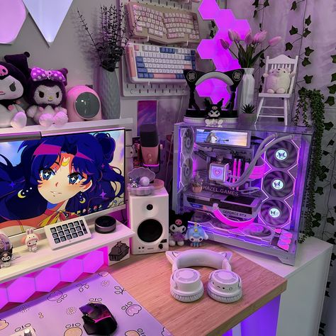 Happy Saturday, friends! ✨💕 ⋅˚₊‧ ‧₊˚ ⋅ cute setup gaming pastel pinkpc games aesthetic gamer girl deskgram Desk inspo desk setup cozy gaming cozy gamer setup inspo #cozygaming #cozygamer #deskspace #cozygamingcommunity Kawaii Gamer Room, Desk Top Ideas, Desk Setup Cozy, Cozy Gamer, Wonderland Aesthetic, Games Aesthetic, Happy Saturday Friends, Best Gaming Setup, Cozy Gaming