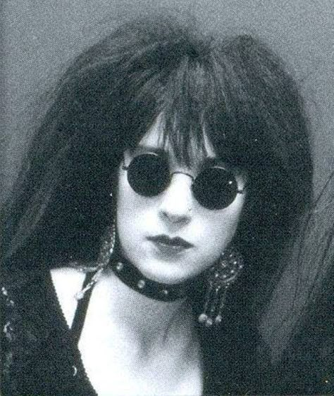 Goth Pfp, Hippie Goth, 80s Goth, Trad Goth, Sunglasses, Black And White, On Instagram, White, Instagram