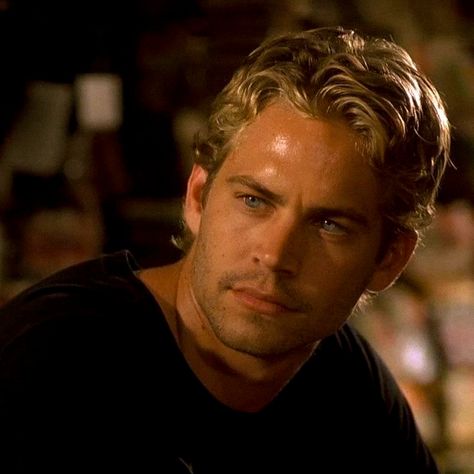 Paul Walker Hot, Brian Oconner, Paul Walker Pictures, Furious Movie, Looks Party, Paul Walker, Hot Actors, Fast And Furious, Future Husband