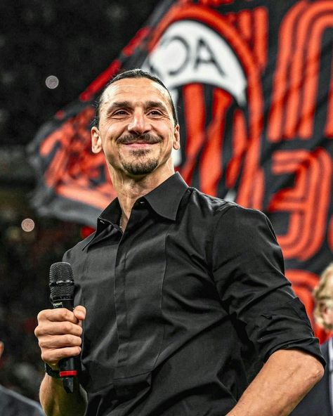 Milan Ac, Combat Training, Zlatan Ibrahimovic, Zlatan Ibrahimović, Soccer Motivation, Football Training, Billionaire Boys Club, Ac Milan, Cristiano Ronaldo