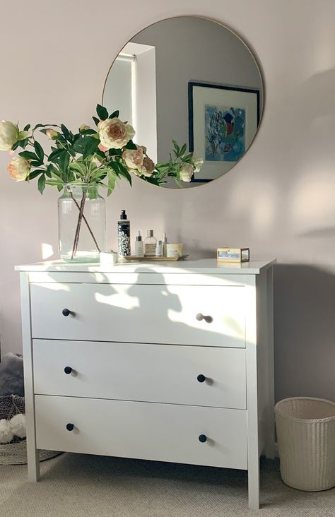 Chest of drawers styling