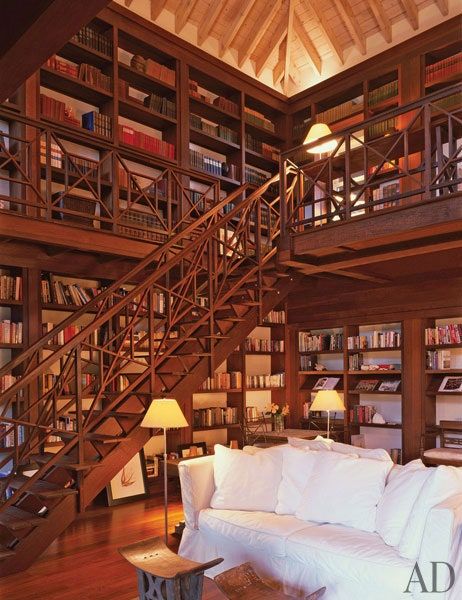 Beautiful Bookshelf, Escalier Design, Dream Library, Beautiful Library, Stair Case, Home Library Design, Design Library, Bookshelf Design, Personal Library