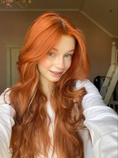 Orange Wavy Hair, Wavy Orange Hair, Hairstyles Names, Pretty Red Hair, Female Urinal, Girls Y2k, Ginger Hair Color, Beautiful Red Hair, Haircuts Straight Hair