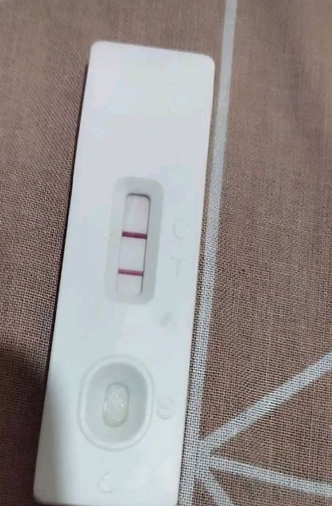 Pregnancy Test Photos Positive, Positive Pregnancy Test Pictures Prank, Pregnancy Test Photos, Pregnancy Prank Picture, Fake Pregnancy Test Positive, Pregnancy Test Kit Positive, Pregnancy Test Prank, Positive Pregnancy Test Pictures, Pregnancy Test Positive