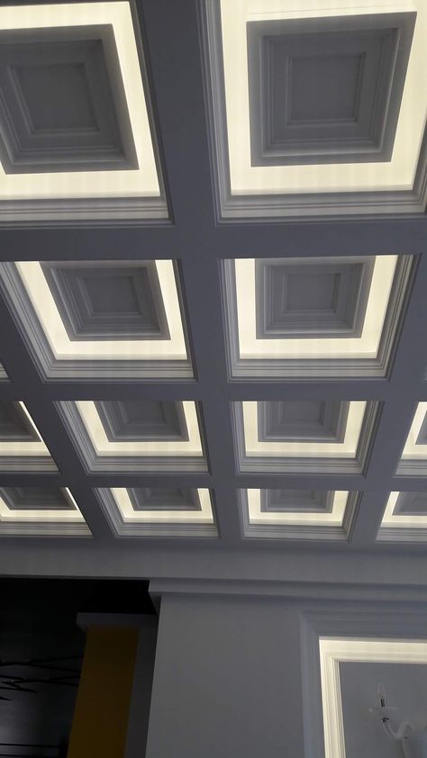 Awesome details Classical Ceiling Design, Living Room False Ceiling Design, Room False Ceiling Design, Room False Ceiling, Pop False Ceiling, False Ceiling Design Ideas, Coffered Ceiling Design, Ceiling Remodel, Drawing Room Ceiling Design