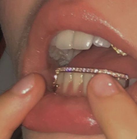 Aesthetic Rauch Fotografie, Back Piercings, Boujee Aesthetic, Tooth Gem, Badass Aesthetic, Teeth Jewelry, Dope Jewelry, روتين العناية بالبشرة, Aesthetic Collage