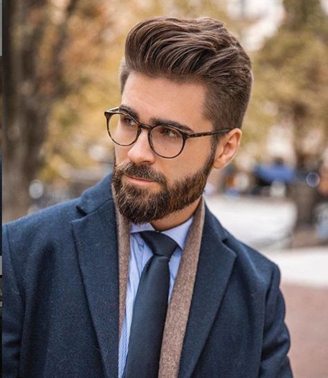 40 Latest Modern Beard Styles For Men - Buzz 2018 Modern Beard Styles, Gentleman Haircut, Hipster Haircut, Popular Mens Hairstyles, Mens Hairstyles Thick Hair, Beard Hairstyle, Short Beard, Men Haircut Styles, Beard Styles For Men