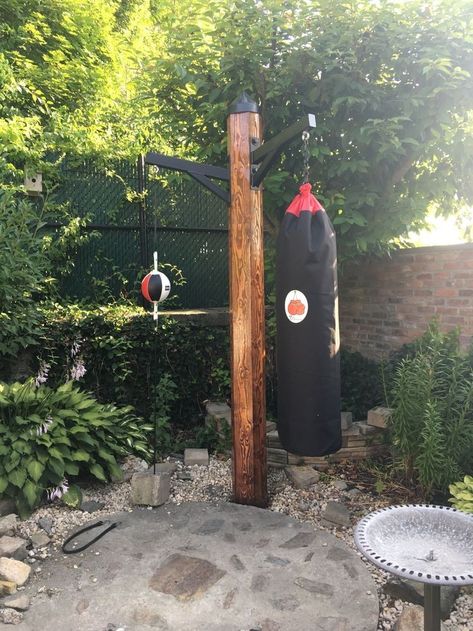 Home Made Gym, Backyard Gym, Home Gym Garage, Diy Home Gym, Diy Gym, Gym Room At Home, Home Gym Design, Jungle Gym, Boxing Gym