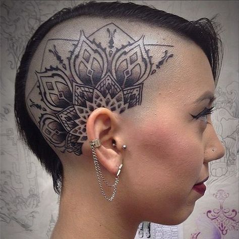 Head tattoo by Rodney Taylor #InkedMagazine #mandala #tattoo #tattoos Most Painful Tattoo, Dotwork Tattoo Mandala, Tattoo Ink Colors, Scalp Tattoo, Henne Tattoo, Tattoo Son, Places To Get Tattoos, Head Tattoo, Mandala Tattoo Design