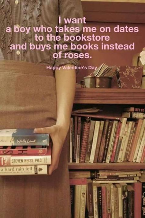 Hilarious images and quotes about falling in love with another bookworm. Hilarious Images, Bookworm Quotes, Reading Quotes, Trendy Quotes, World Of Books, Book Dragon, I Love Reading, Book Memes, Book Boyfriends