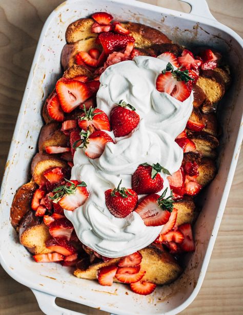 Strawberries and cream baked French toast with fresh local strawberries and huge dollops of whipped cream is a delicious springtime brunch! Brunch Recipes For Two, Completely Delicious, Baked French Toast, Toast Toppings, Easy Brunch, French Toast Bake, Supper Recipes, Breakfast Menu, Brunch Ideas