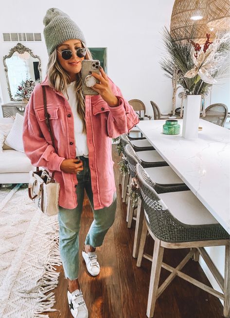 Pink Courdory Jacket Outfit, Ruby Jacket Outfit, Jacket Outfit Women, Jacket Outfit, Women Rising, Winter Fashion Outfits, Winter Outfit, Types Of Fashion Styles, Jacket Outfits