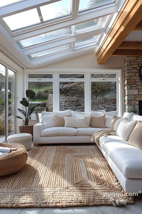 Small Sunroom Ideas for a Stylish Home - Puqqu Indoor Sunroom Ideas, Small Sunroom Ideas, All Seasons Room, Solarium Room, 3 Seasons Room, 4 Seasons Room, Modern Sunroom, Indoor Sunroom, Extension Veranda