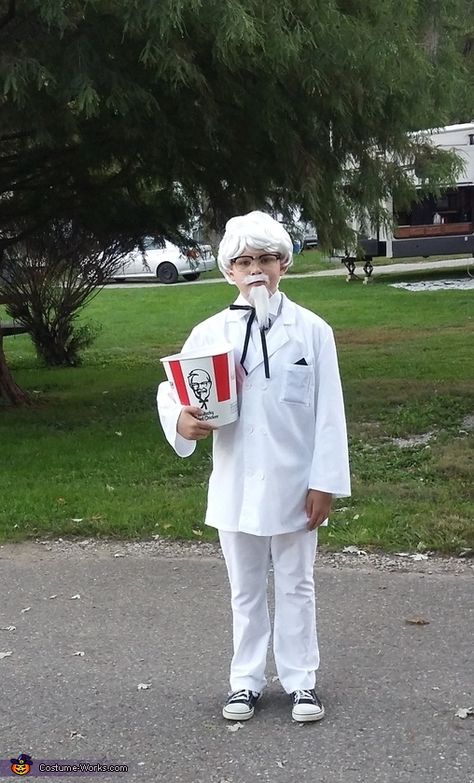 Colonel Sanders - 2016 Halloween Costume Contest Kernel Sanders And Chicken Costume, Kfc Halloween Costume, Kernal Sanders Kfc Costume, Colonel Sanders Costume, Kfc Colonel Sanders, Kernal Sanders Kfc, Diy Costumes For Boys, Lab Jacket, Colonel Sanders