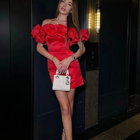 Women Dinner Dress, Red Cocktail Dresses, Prom Birthday Party, Dresses Off Shoulder, Red Cocktails, Prom Birthday, Flora Dress, Rose Print Dress, Red Cocktail