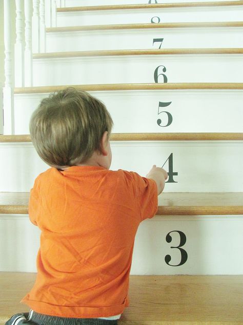 Numbered Stairs Kids Corner, Loft Spaces, Learning Tools, Pretty House, Kids' Room, Future Kids, Inspired Homes, Look On, Kid Friendly