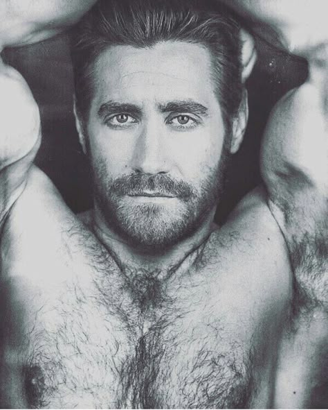 Jake Gyllenhaal. Jake Gyllenhaal Beard, Jake Gyllenhaal Shirtless, Jake G, Clean Shaven, Hottest Male Celebrities, Jake Gyllenhaal, Ex Machina, Hot Actors, Hottest Celebrities