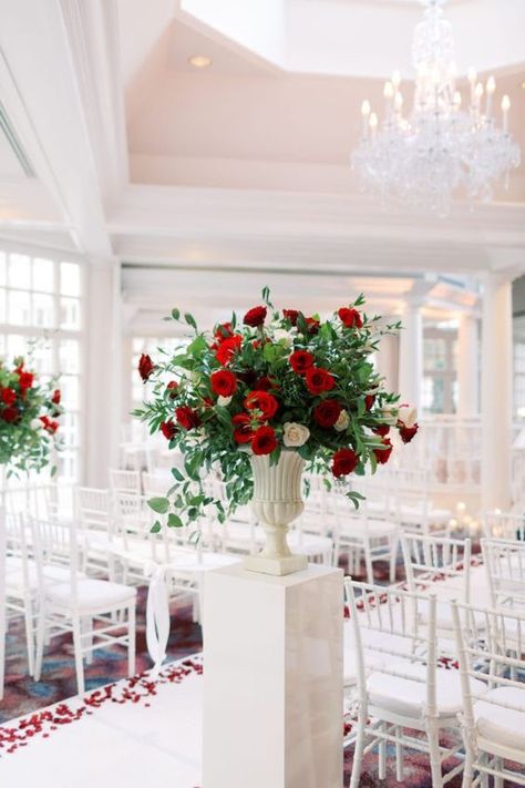 Red Roses Aisle Decor, Red And White Wedding Ceremony, Red And White Roses Wedding Decor, Red Ceremony Decor, Wedding Ceremony Urns, Red Green White Wedding, Red And White Wedding Flowers, Red Wedding Ceremony, Red And White Wedding Decorations