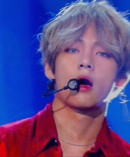 Dna Taehyung, V Bts Wallpaper, Bts Gif, Bts Reactions, Sam Smith, Charlie Puth, Fan Fiction, V Taehyung, Daegu