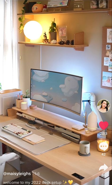 Cozy Home Office Aesthetic, Cozy Computer Setup, Computer Desk In Living Room, White Aesthetic Desk, Cozy Gamer Desk, Maisy Leigh, Uni Desk, Cozy Pc Setup, Desk Setup Workspace Inspiration