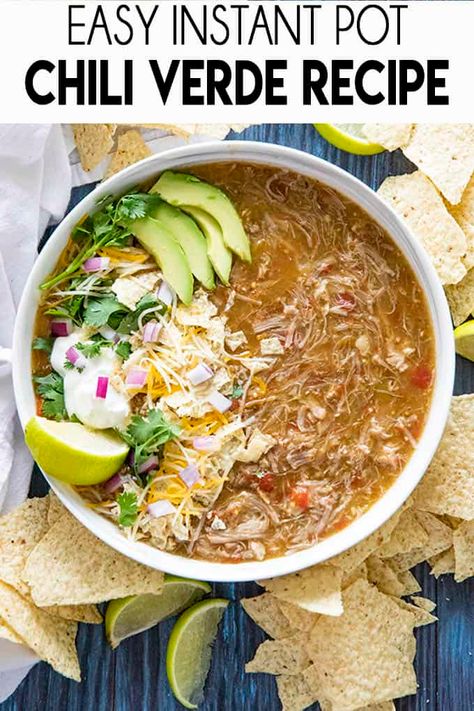 Instant Pot Chili Verde, Chili Verde Recipe, Green Chili Recipe, Chili Verde Pork, Green Chili Pork, The Salty Marshmallow, Nicaraguan Food, Salty Marshmallow, Instant Pot Chili