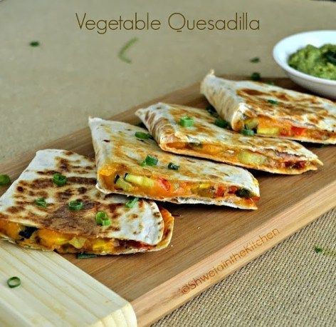 Vegetable Quesadilla - Shweta in the Kitchen #Quesadilla #vegetarian #mexicanrecipe Veg Burrito, Veg Nachos, Vegetable Quesadilla, Vegetarian Quesadillas, Easy Mexican Recipes, Quesadilla Recipes Easy, Vegetarian Taco, Vegetarian Quesadilla, Mexican Dish