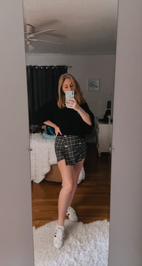 Living for the black sweater skort combo🥰 Spooky Szn, Outfit Inspo Fall, Black Sweater, Black Sweaters, The Black, Fall Outfits, Cute Outfits, Mirror Selfie, Outfit Inspo