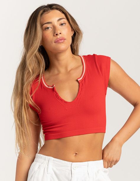 BDG Urban Outfitters Seamless Go For Gold Womens Crop Top #summeroutfit #summeroutfitdrawing #summeroutfitideas #summeroutfits #summeroutfits2024 #summeroutfitsforcollegegirl #summeroutfitswomen Gold Crop Top, Womens Crop Top, Wwe T Shirts, Shirt Tutorial, Flannel Sweatshirt, Trendy Outfit Ideas, Going For Gold, Bdg Urban Outfitters, Girls Graphic Tee