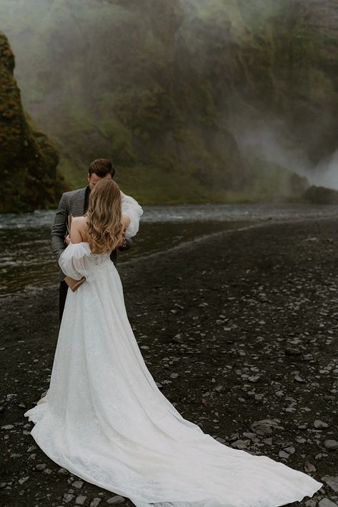 icelandic wunderland | to the aisle australia Elopement Inspiration, Model Photography, Iceland, Elopement, Wedding Photos, Wedding Inspiration, Wedding Photography, Australia, Photographer