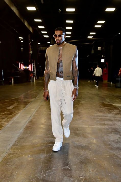 NBA 2023 Season Tunnel Fits [PHOTOS] Wnba Tunnel Outfits, Nba Tunnel Fits, Tunnel Fits, Nba 2023, Jordan Clarkson, Kyle Kuzma, Nba Fashion, Kevin Love, Fashion Walk