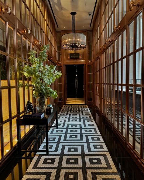 #rosebronzegallery & some hidden corners @rosewoodlondon #london #exellence #glionlife #interiordesign Rosewood London, Stags Head, Rosewood Hotel, Sky Bar, Stag Head, Hotel Architecture, Luxury Aesthetic, Store Design Interior, Hotel Interior