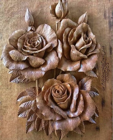 Wooden Roses Ideas, Ornate Books, Mural Art Design, Wood Carving Furniture, Simple Wood Carving, Wood Jewelery, Woodworking Art, Wooden Roses, Instagram Roses