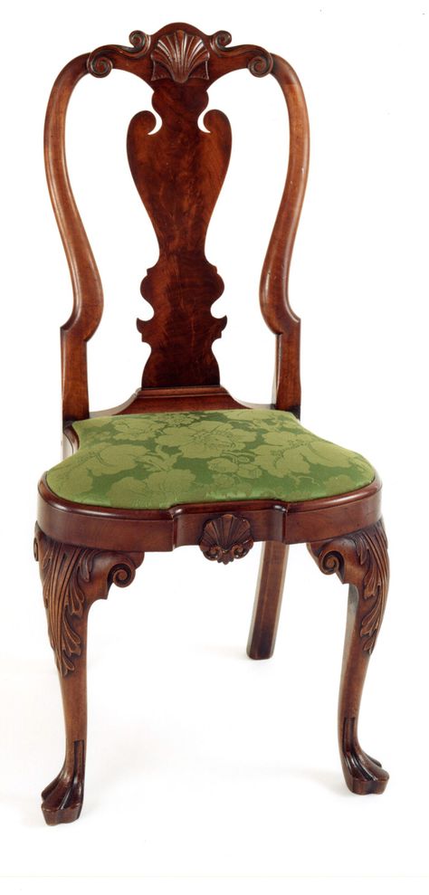 chair Queen Anne Furniture, Classic Chair Design, Chippendale Furniture, Queen Anne Chair, Working With Wood, Georgian Furniture, Classic Furniture Design, Victorian Chair, English Furniture