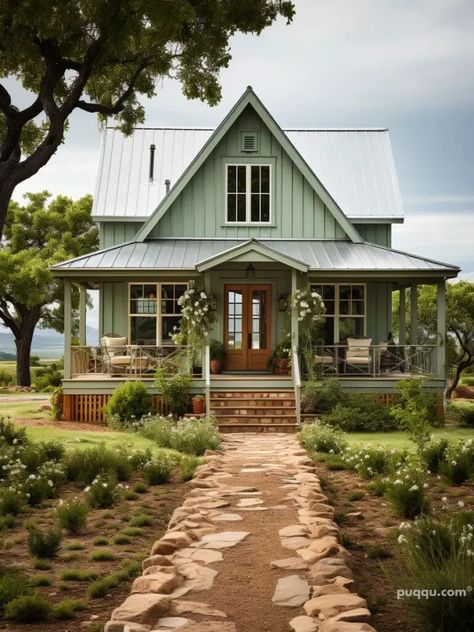 green-farmhouse-exterior- Green Farmhouse Exterior, Home Front Elevation, Farmhouse Exterior Ideas, Green Farmhouse, Farmhouse Exterior Design, Exterior Design Ideas, Cottage Exterior, Small Farmhouse, Exterior Makeover