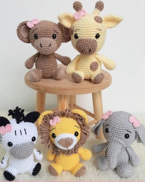 Amigurumi Safari Baby, Crochet Safari Animals, Safari Amigurumi, Doll Amigurumi Free Pattern, Baby Rosa, Safari Baby, Safari Baby Shower, Disney Toys, Bead Crochet