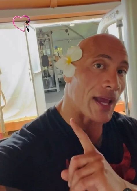 Dwayne Johnson Meme, Dwayne Johnson Family, Dwane Johnson, The Rock Workout, Pop Culture Tattoos, Culture Tattoos, Wwe The Rock, Rock Aesthetic, Rock Johnson