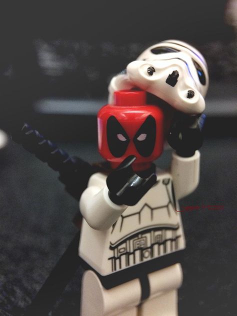 Deadpool Stormtrooper Lego Funny Lego Pictures, Lego Deadpool, Lego Stormtrooper, Lego Poster, Lego Spiderman, Lego Wallpaper, Lego Photo, Lego Craft, Lego Ninjago Movie